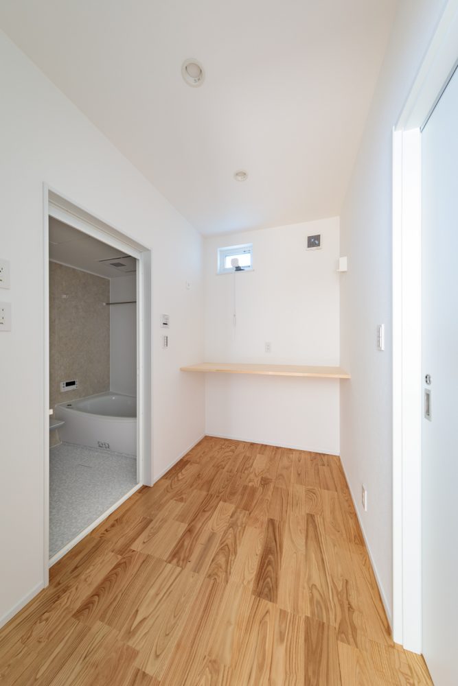 <br />
<b>Warning</b>:  Illegal string offset 'alt' in <b>/home/csj1190/asahi-hg.co.jp/public_html/wp/wp-content/themes/asahi/single-updating.php</b> on line <b>132</b><br />
h